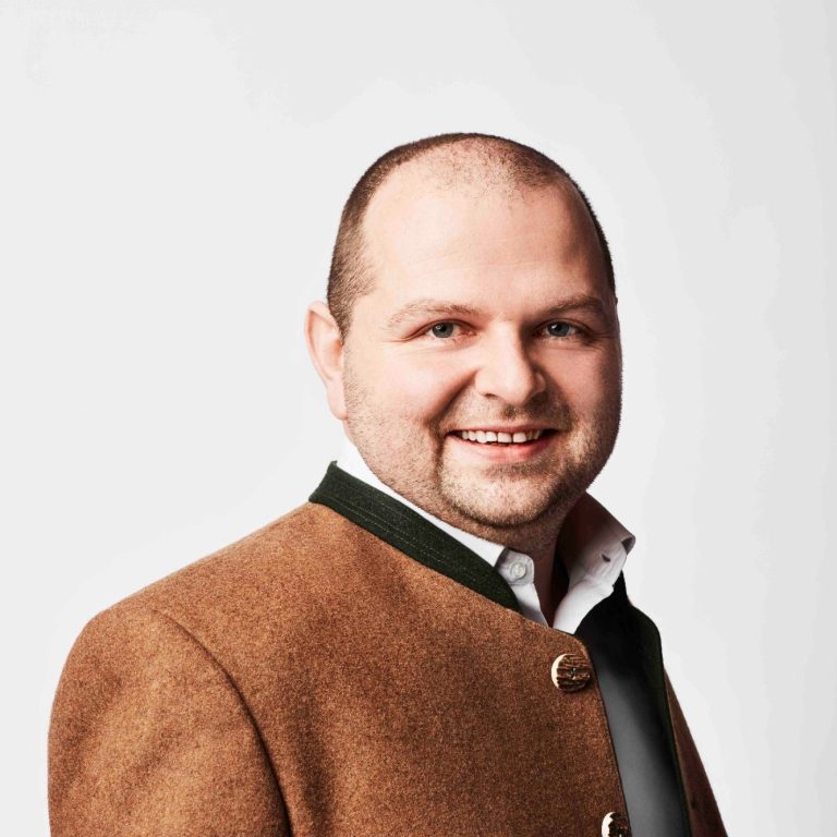 Luitpold Grabmeyer Portrait von Luitpold Grabmeyer mit freundlichem Lächeln